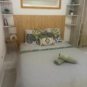 https://le-grey-house.comcaribbean.com